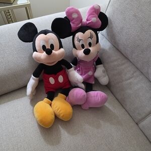 Disney Mickey and Minnie Mouse Plush Set - Black, Red, Pink, Yellow